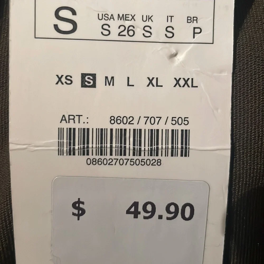 Zara olive green rushed on the sides skirt - Picture 5 of 5